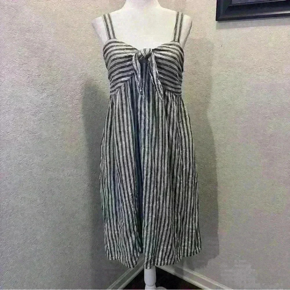 Who What Wear Size S Dress - Picture 1 of 10